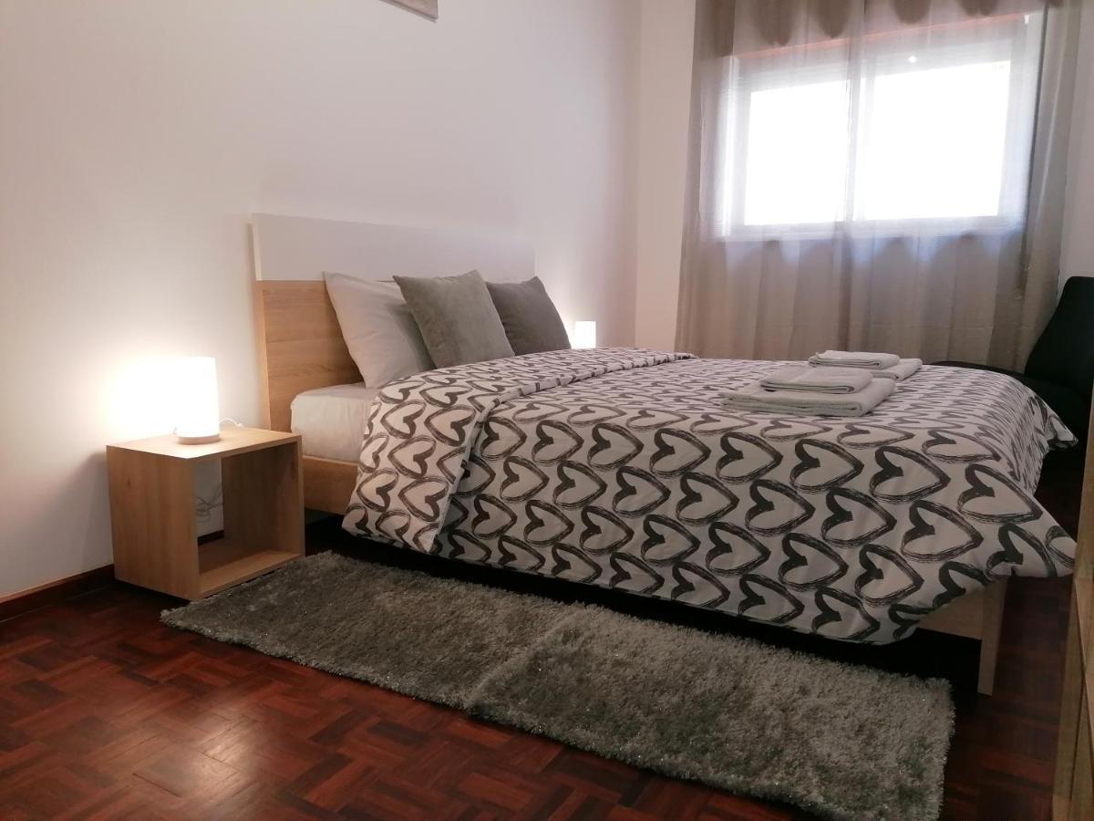 Alojamento Praia E Mar 纳扎雷 外观 照片