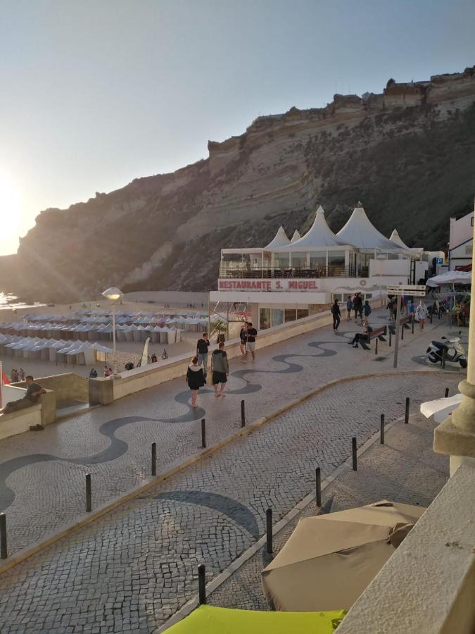 Alojamento Praia E Mar 纳扎雷 外观 照片