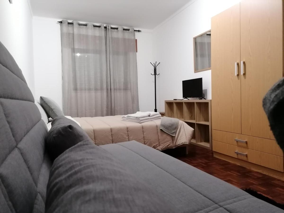 Alojamento Praia E Mar 纳扎雷 外观 照片
